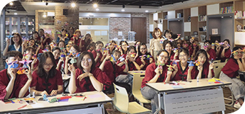 재단, 베트남 내 한국어 제1외국어 채택 16개 중·고교에 한국문화 수업 지원