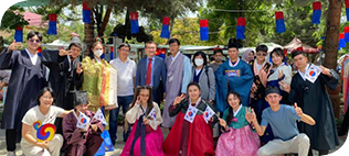 우즈베키스탄 나망간 세종학당 <나망간 국제 꽃축제>에서 한국관 운영