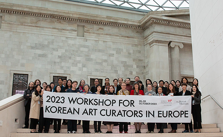 KF created a Korea Room in museums around the world, and then introducing Korean art. And also holding Public Diplomacy Week events every year